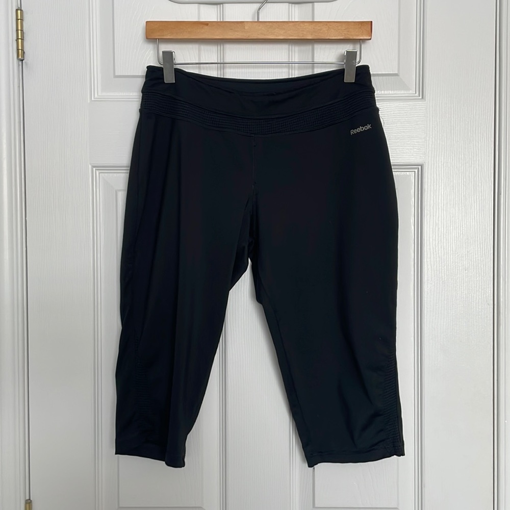 Reebok PlayDry cropped athletic pants